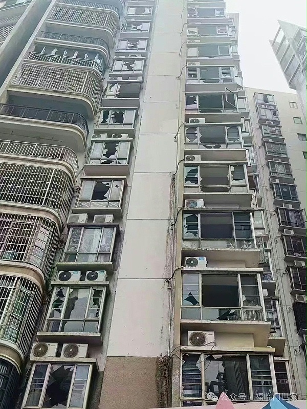 海南台风摩羯